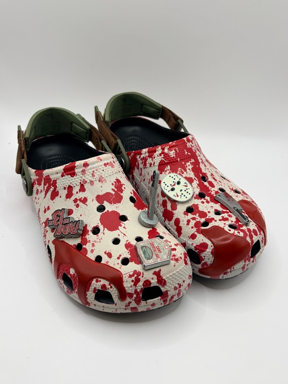 Crocs Friday the 13th Jason Voorhees Classic Clog M8 W10 212073-90H New